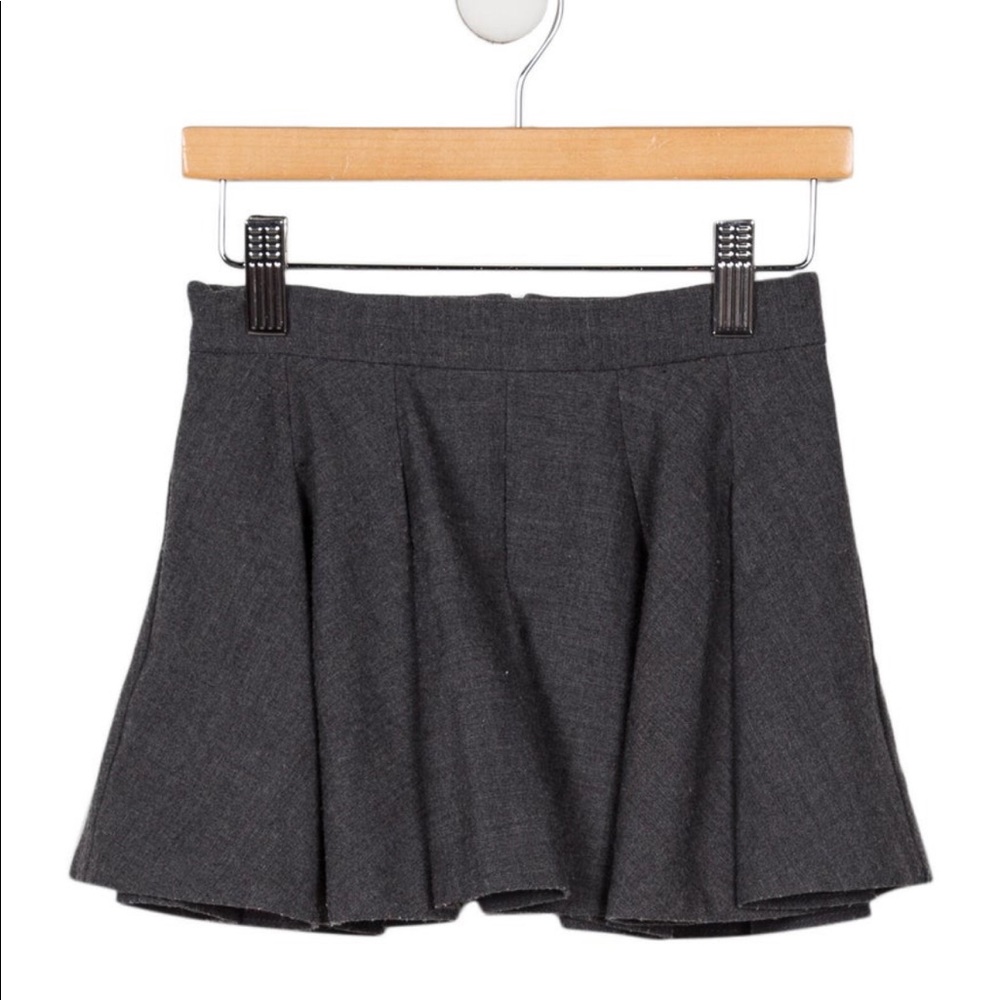 Girls pleated skirt